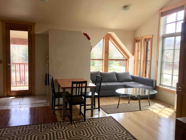 Sunlit Studio Apartment