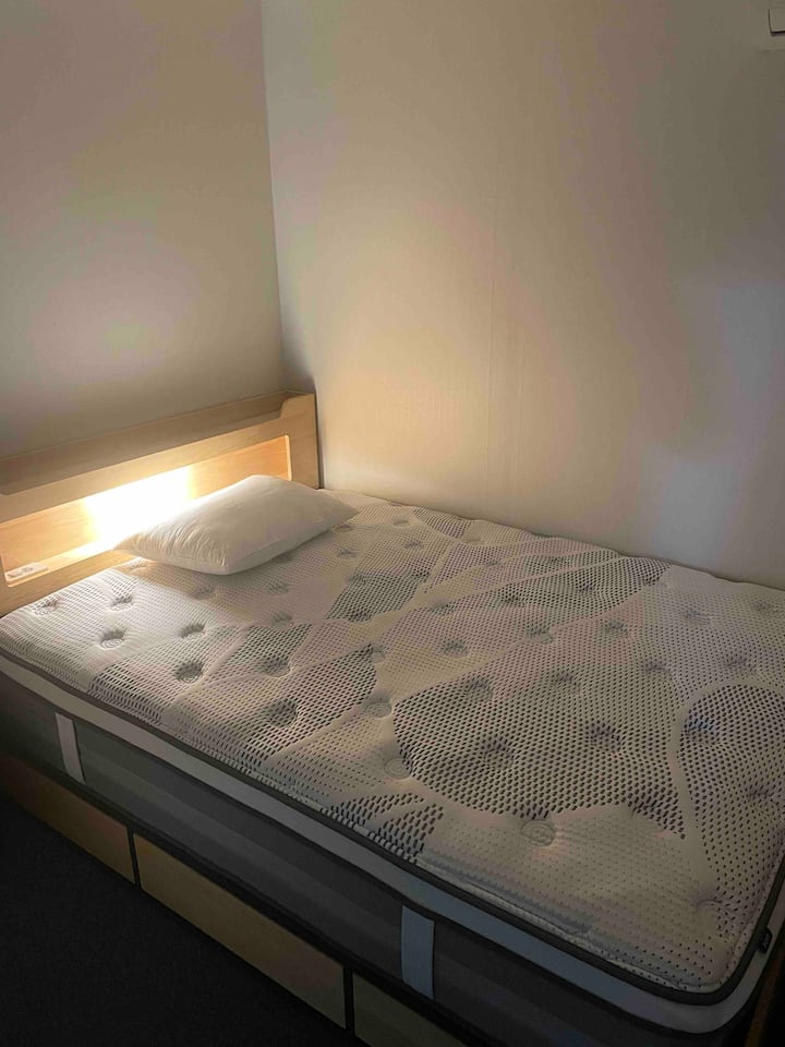 Това е двойно легло.