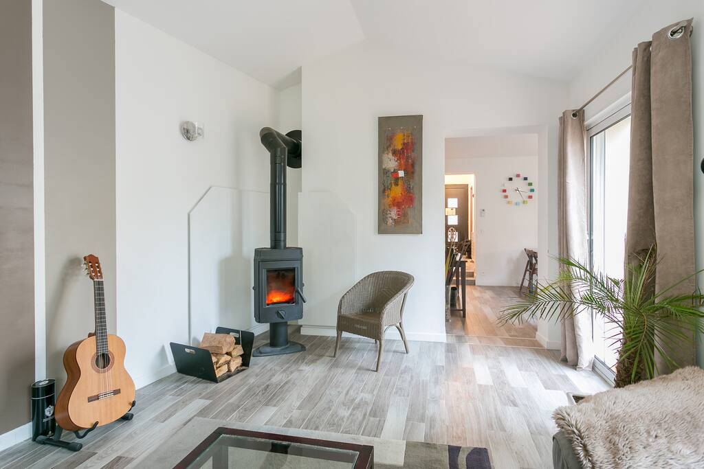 salon / living room