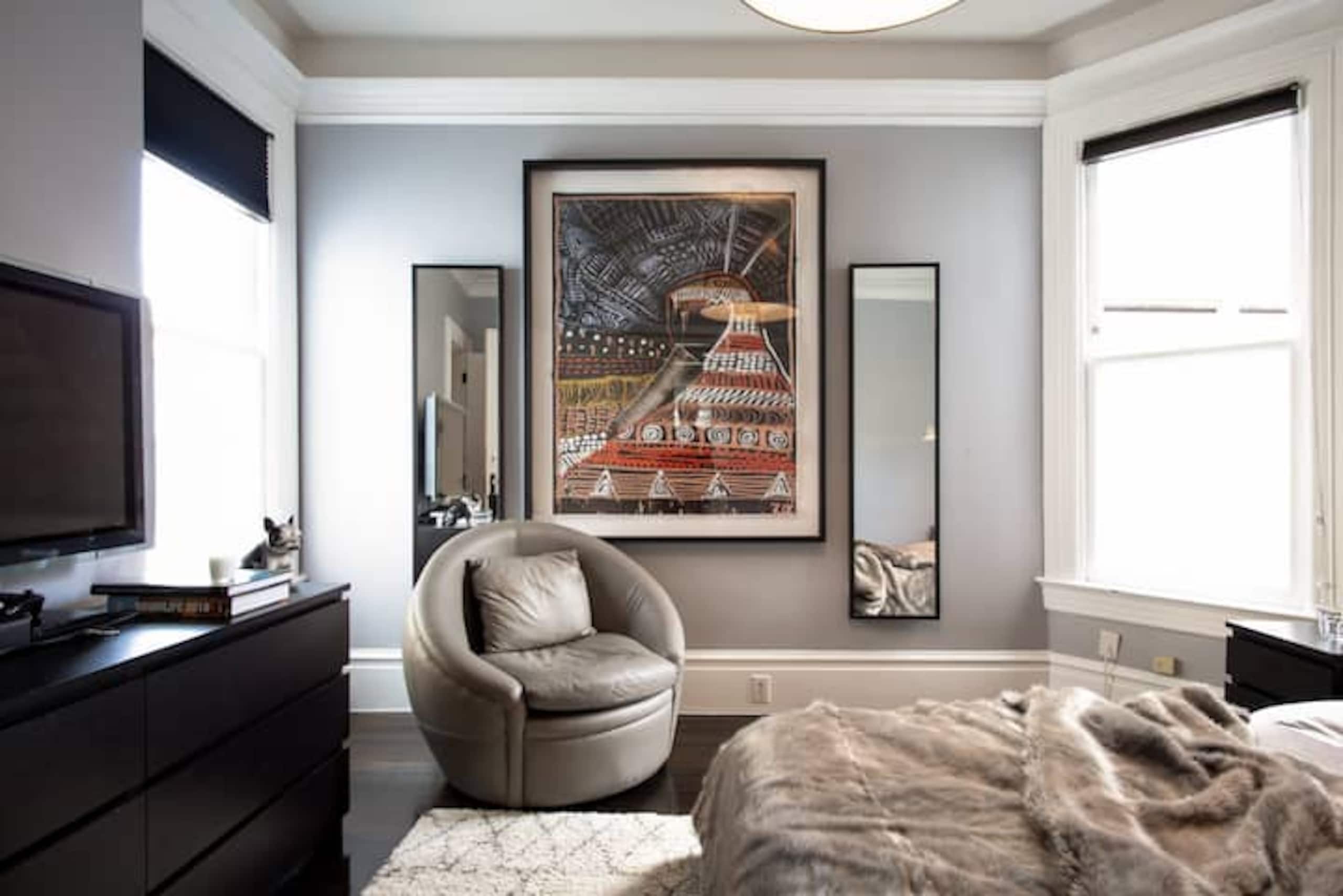 Home in San Francisco · ★4.99 · 5 bedrooms · 5 beds · 2 baths - Image 24