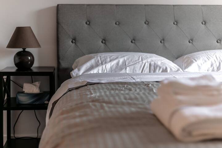 Dormitorio 2, cama tamaño queen 