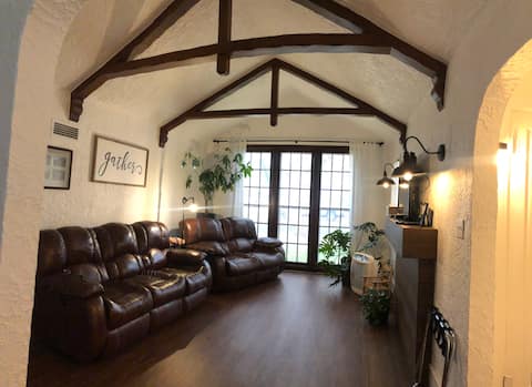 The Corner Cottage