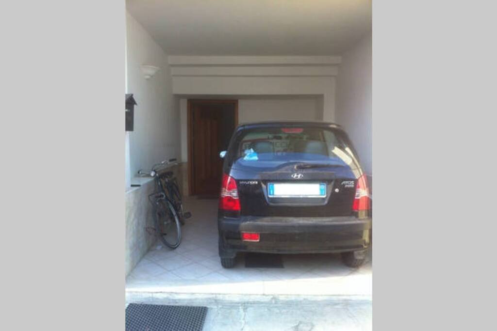 Posto auto riservato agli ospiti