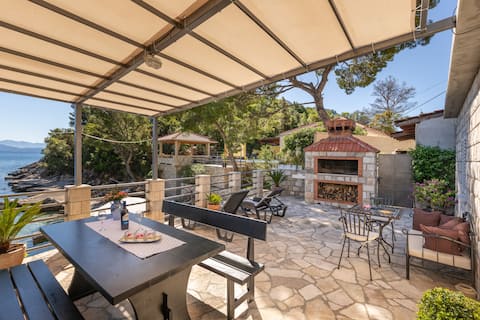 Successful Airbnb property: House Nika in Općina Mljet