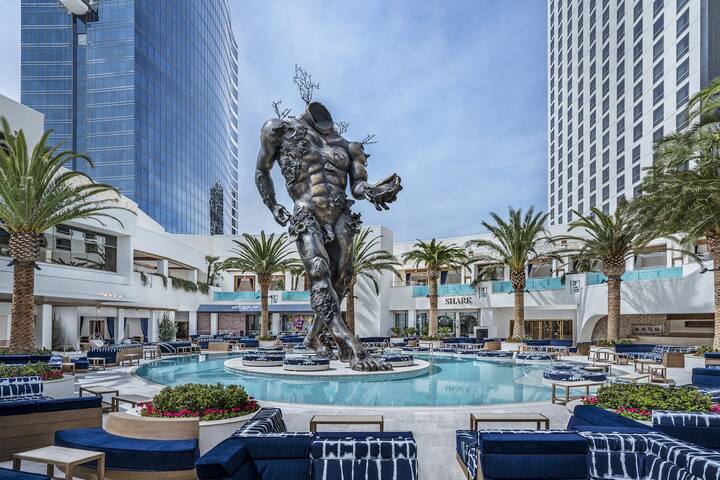 Palms Place Rated R Suite Apartments For Rent In Las Vegas Nevada United States