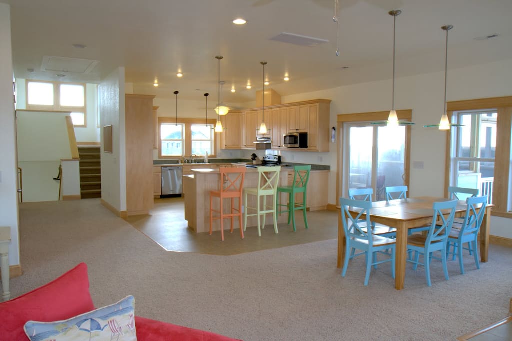 Big Kitchen with Breakfast bar and dining room.