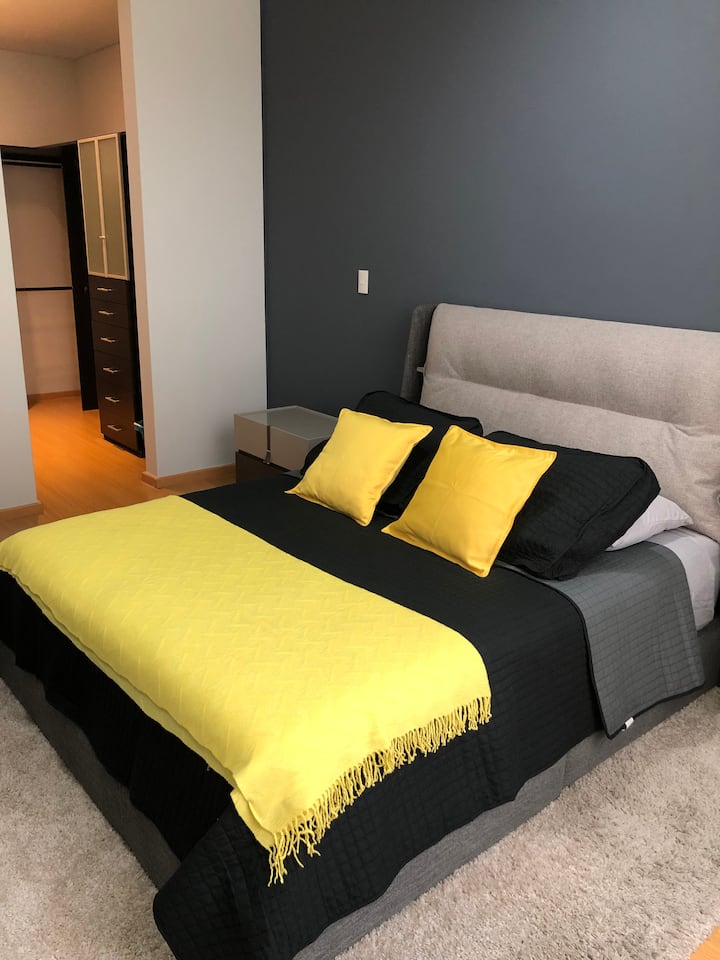 Основна спалня и съблекалня