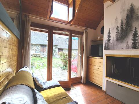 Small cottage with mountain views