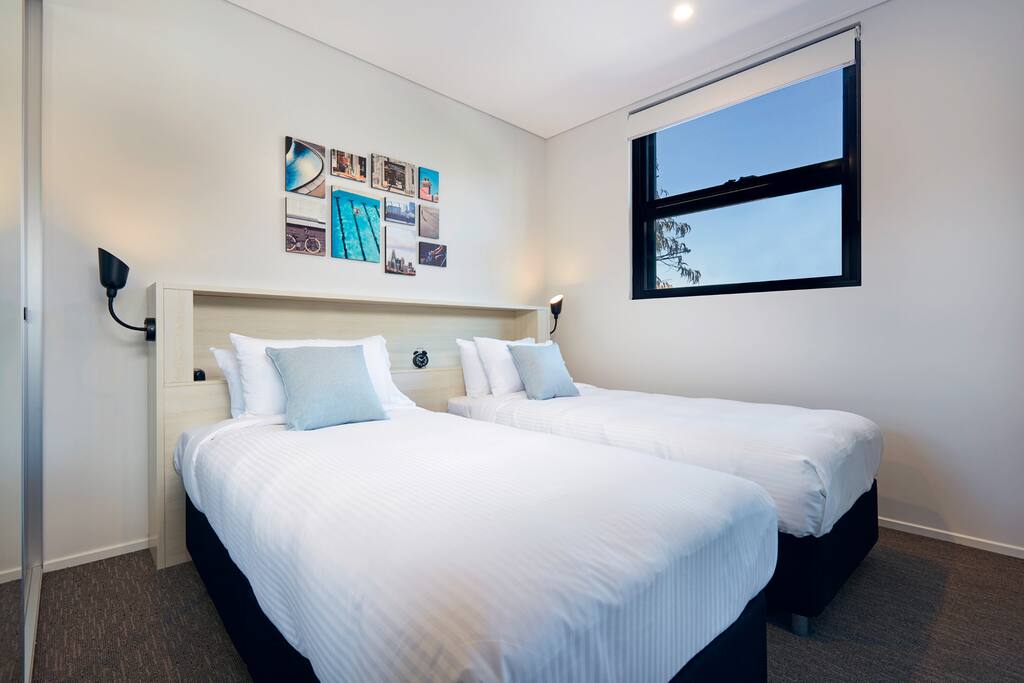 2 Single beds
