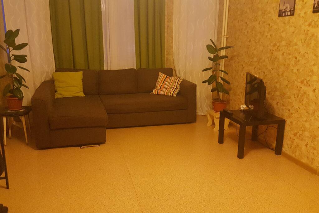 1st Room
