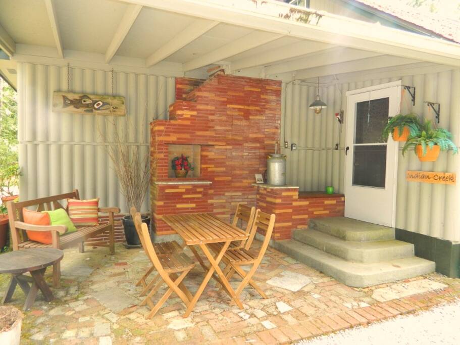 Lovely front patio with seating