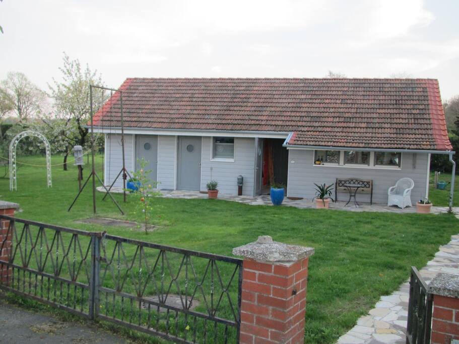 freistehendes Ferienhaus "Villa Allerlei"