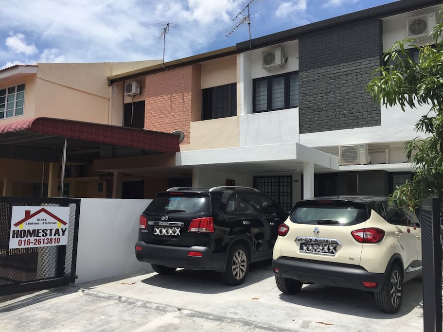 Parking for 2 cars.