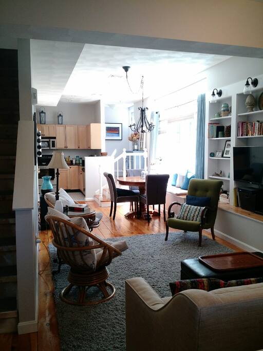 Living/dining/kitchen