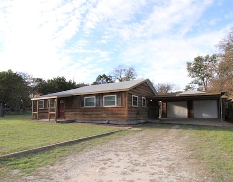 Peaceful Oasis at Lake Whitney