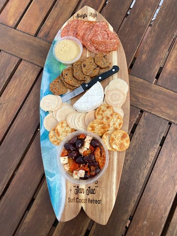 Jan Juc Surfcoast Retreat. Sleeps 14-pet friendly. gallery image 5