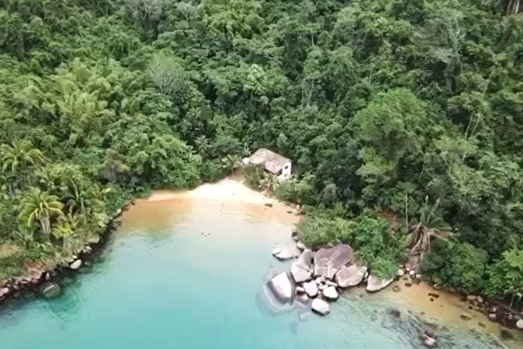 Parece pequena do alto mas é um sitio enorme!