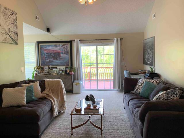 Private Rock Hill Getaway!
By Winthrop U, Room #1