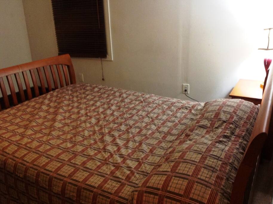 Queen bed