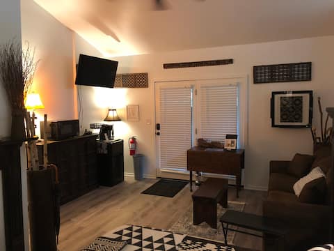 Successful Airbnb property: Downtown Clemson - Private Guest Studio Suite in Clemson