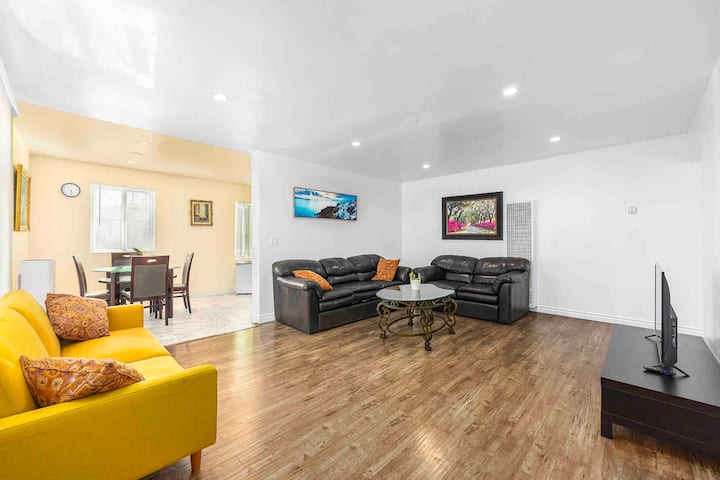 Privatehouse,3bd1king2queen W/kitchen,patio,bbq,ac - Pico Rivera, CA