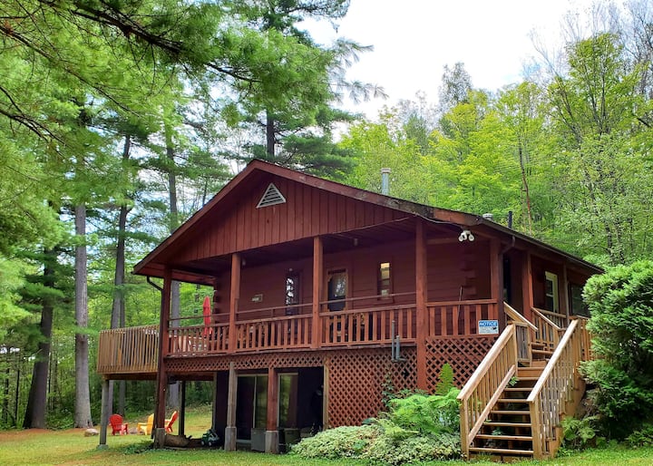 Kashwakamak Lake Vacation Rentals & Homes North Frontenac, Canada