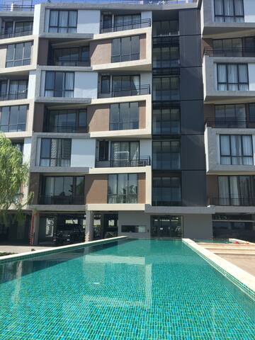 Peaceful Brand New -2 Bedroom Apt Ekkamai Area gallery image 2