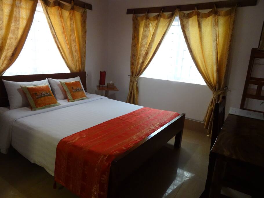"Peebu" room, upstairs
