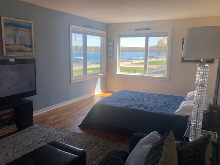 נוף נהדר להתעורר אליו. גם הזריחות מדהימות.