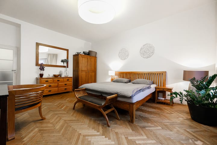 第二间卧室，配备额外的床铺