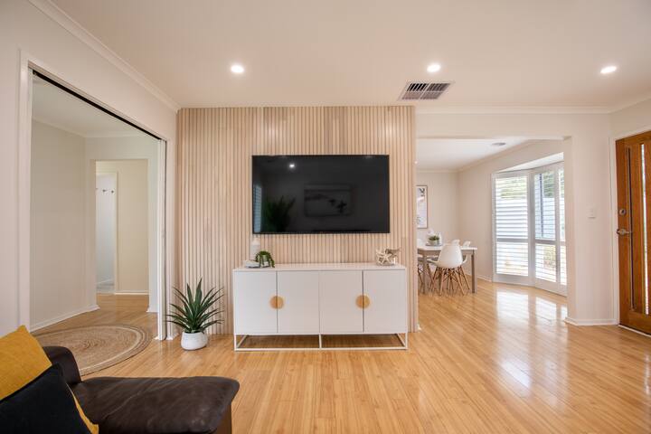 Ocean Breeze Retreat gallery image 5