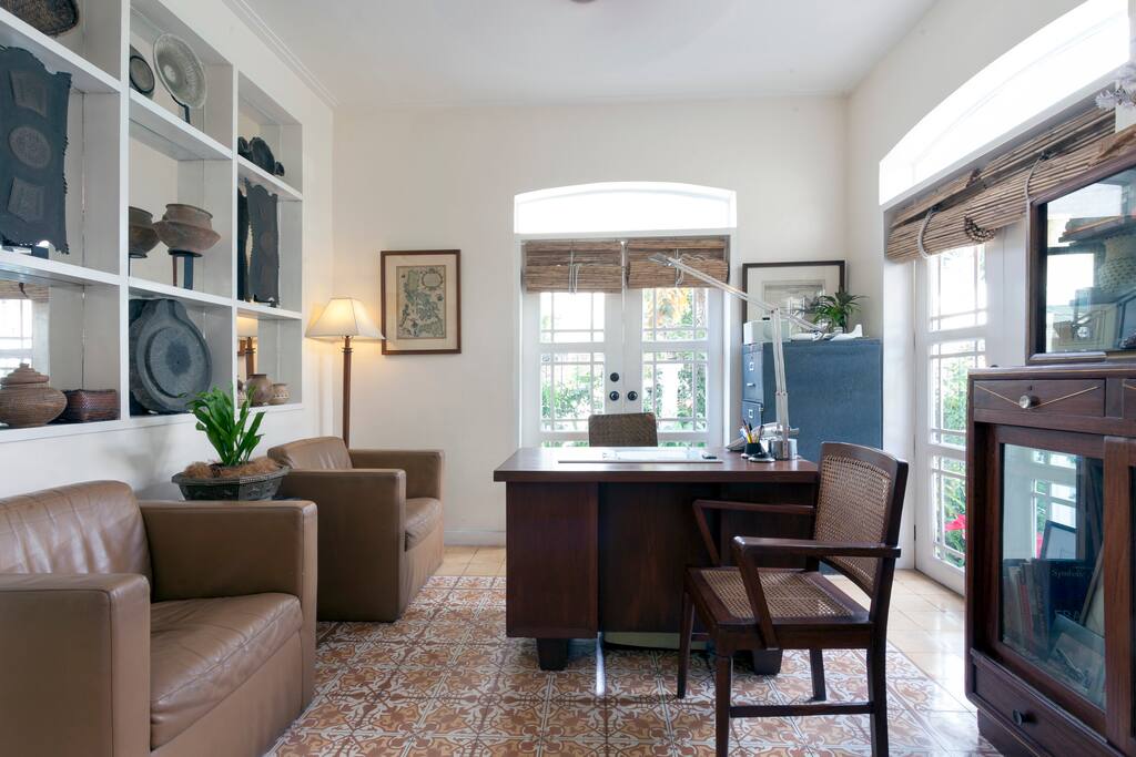 Lounge Area