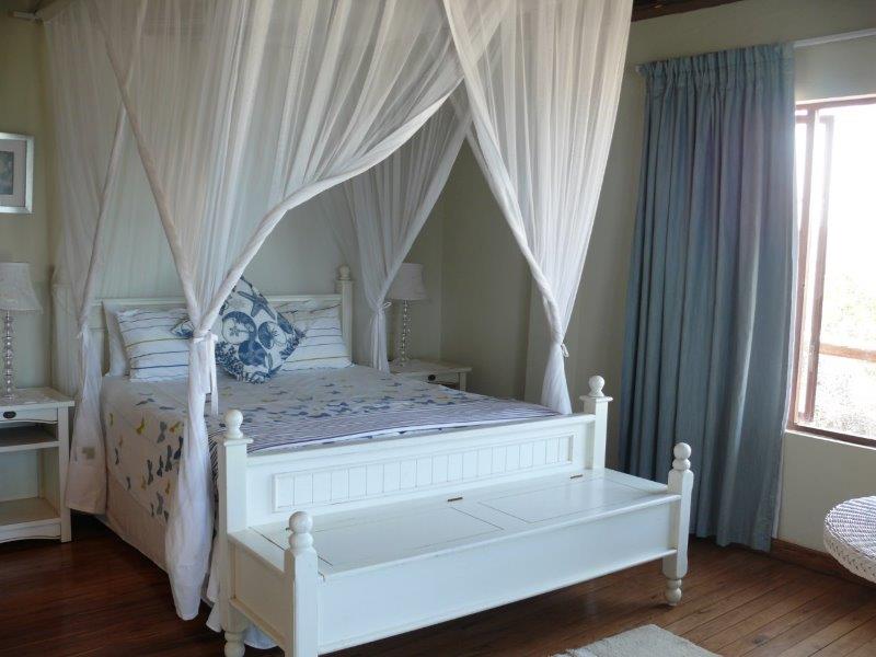 ห้องนอนใหญ่ที่มีห้องน้ำในตัว