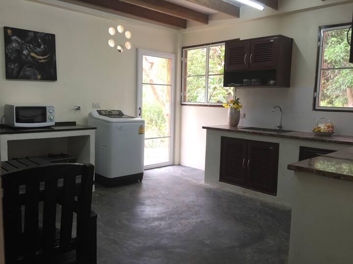 Private Cozy Villa By The Beach, Baan Tal Koh Mak - Ko Mak