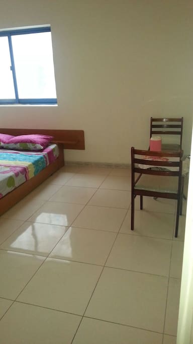 Beautiful clean room,homely atomoshere.