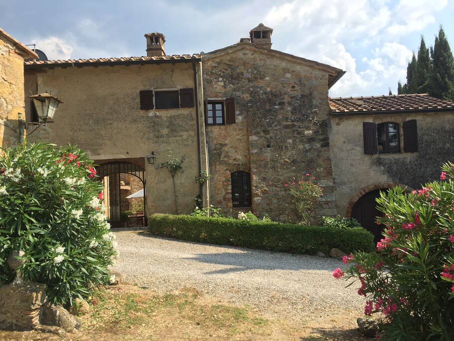 entrance to the house and garage