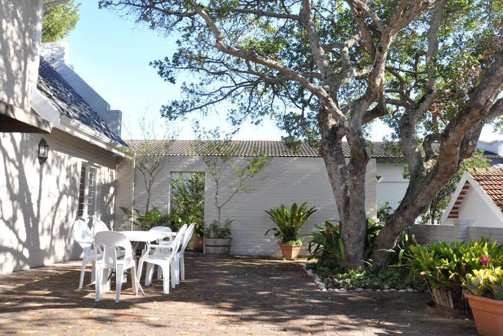 Dine outdoors in this relaxing environment