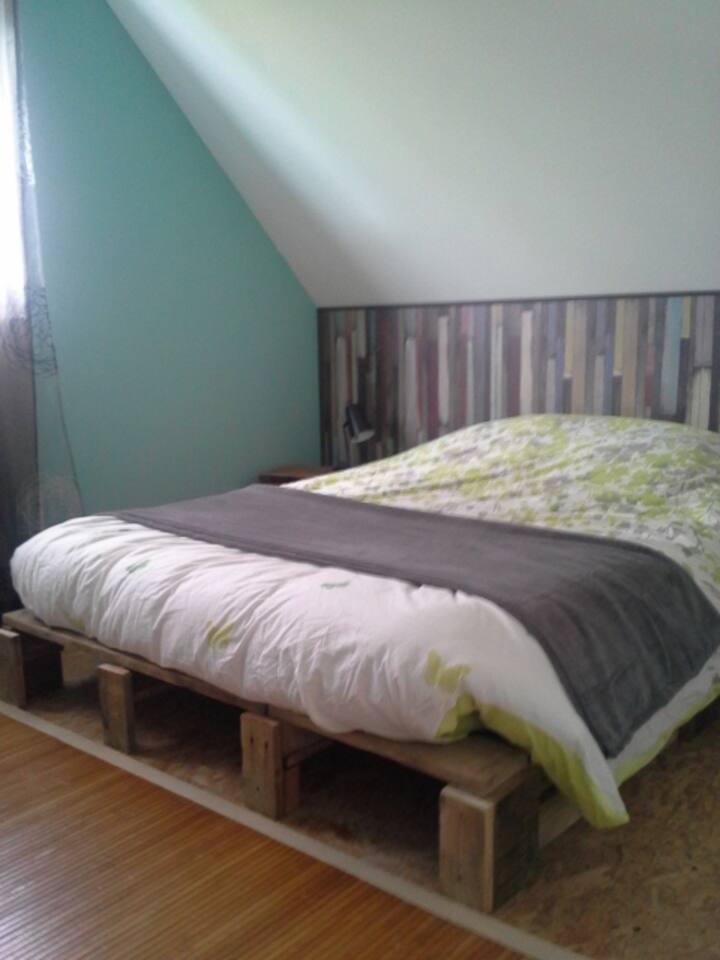 საძინებელი 1