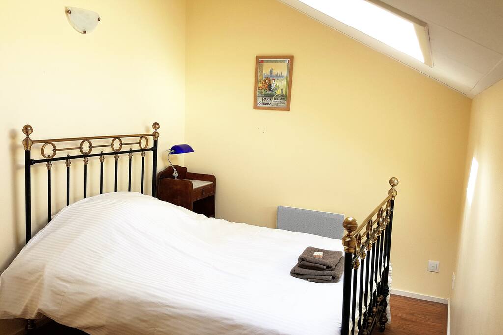 Chataignier has 3 bedrooms
