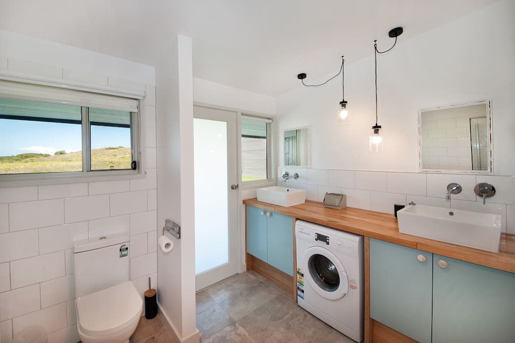 Modern bathroom