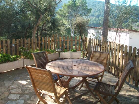 Download Platja taula de menjador de la casa Desktop Wallpaper Free