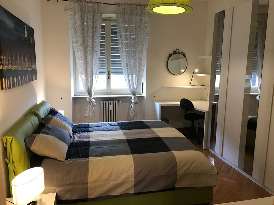 Camera da letto con 1 letto matrimoniale o 2 letti singoli separati
