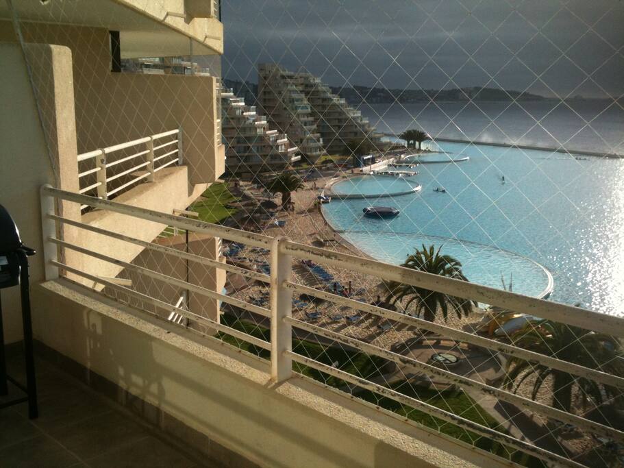 Al fondo Algarrobo