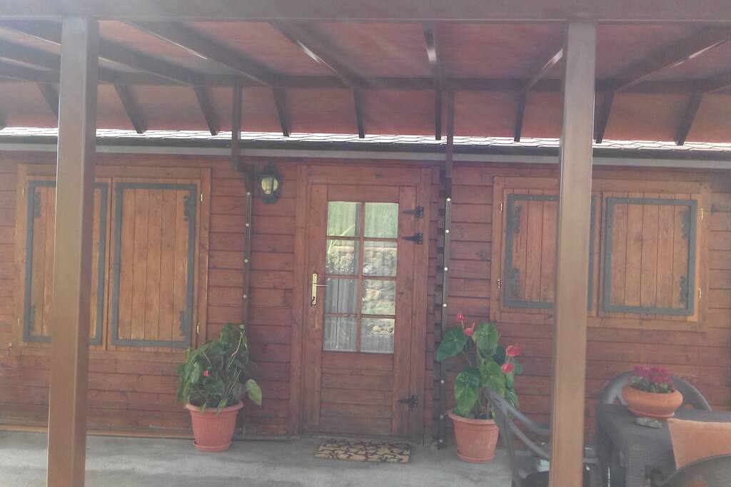 Terraza vista frontal.