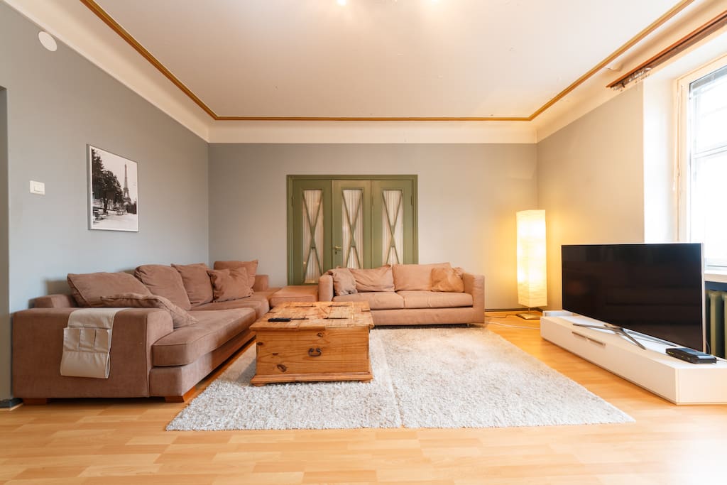 Living room - relax and watch TV