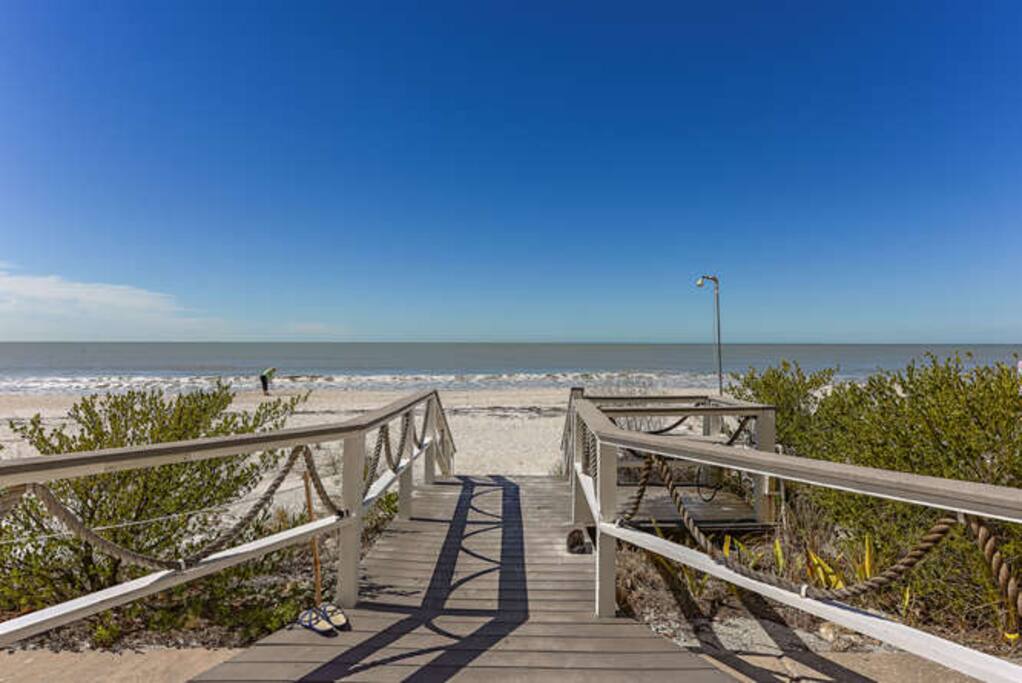 Only 35 steps to the water's edge