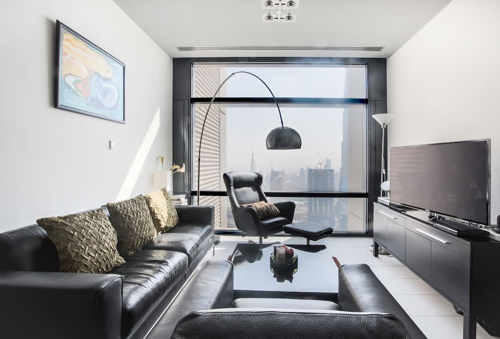 Living room with Pamoramic window