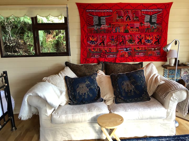 Cozy Cabin In Our Garden - Kinsale