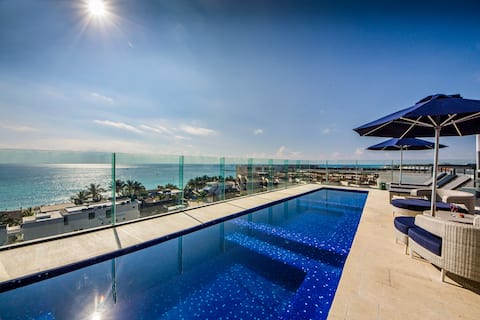 *LUXURIOUS* One Bedroom Condo behind Mamitas Beach