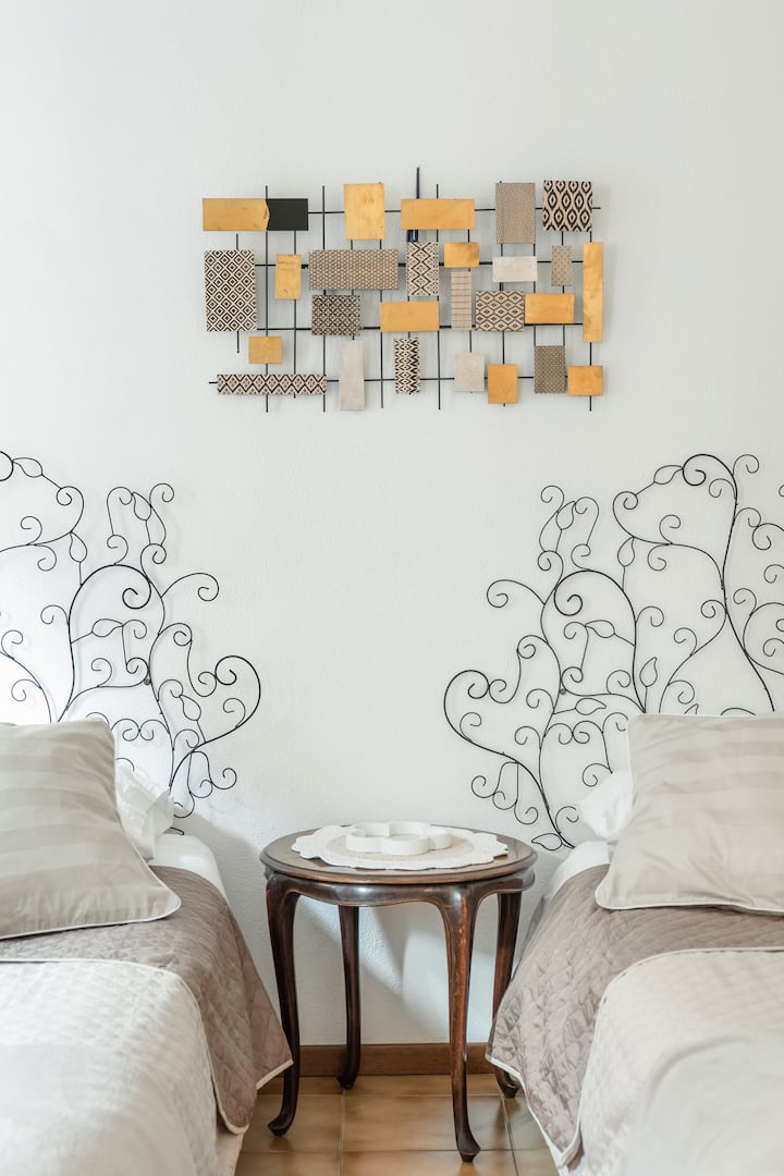 საძინებელი 1